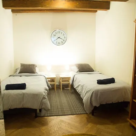 Homestay The Wall